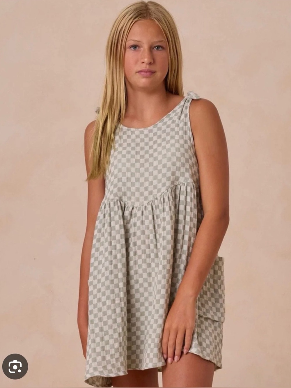 Rylee + Cru Sleeveless Checkered Pocket Dress in light green/white
